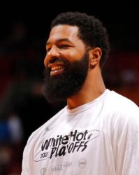 NG28-签约大莫里斯填满15人名单 篮网的运作并未结束