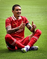 NG南宫28-努涅斯晒照致敬若塔：我知道你今天也和我一起庆祝了